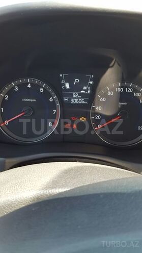 Hyundai Accent 2011, 30,000 km - 1.6 l - Bakı