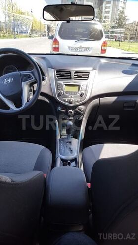 Hyundai Accent 2011, 30,000 km - 1.6 l - Bakı