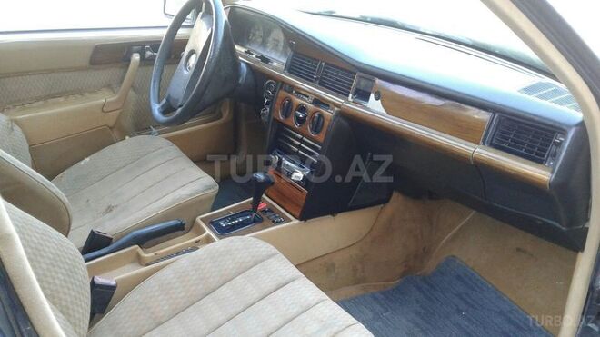 Mercedes 190 1992, 370,000 km - 2.0 л - Bakı