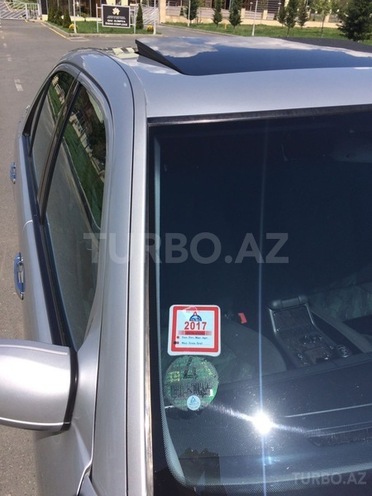 Mercedes E 240 2000, 196,000 km - 2.4 l - Qax