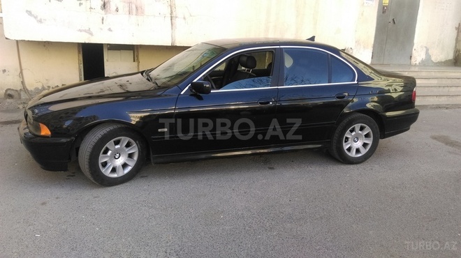 BMW 525 2001, 385,000 km - 2.5 l - Bakı