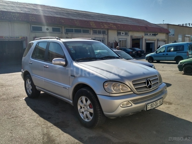 Mercedes ML 270 2005, 301,000 km - 2.7 l - Bakı