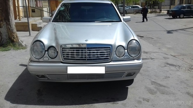 Mercedes E 300 1996, 340,000 km - 3.0 l - Sumqayıt