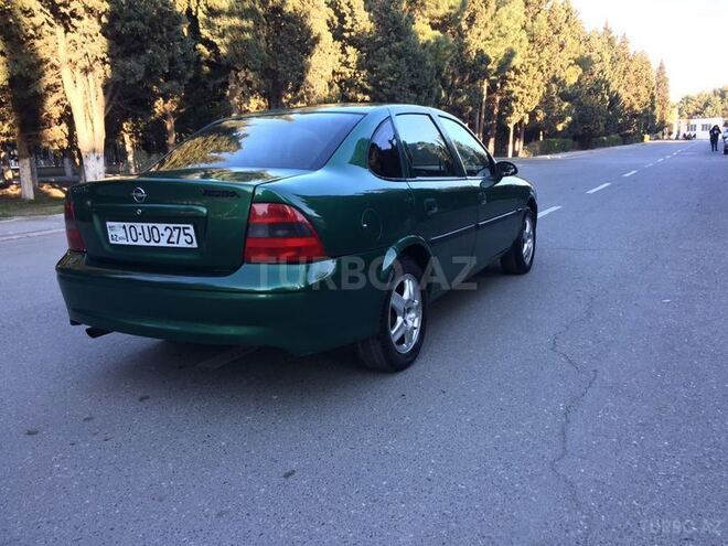 Opel Vectra 1997, 256,000 km - 1.8 l - Sumqayıt