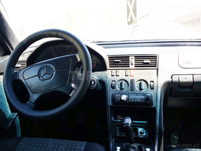 Mercedes C 180 1994, 200,000 km - 1.8 l - Bakı