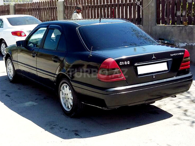 Mercedes C 180 1994, 200,000 km - 1.8 l - Bakı