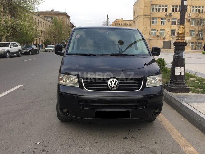 Volkswagen Caravelle 2008, 125,000 km - 2.5 l - Bakı