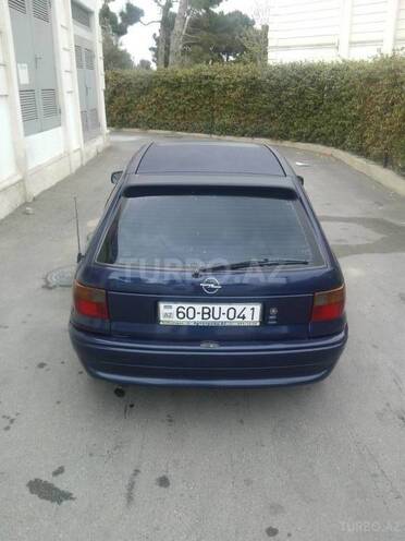 Opel Astra 1995, 321,000 km - 1.6 l - Bakı