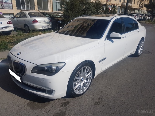 BMW 750 2009, 83,000 km - 4.4 l - Bakı