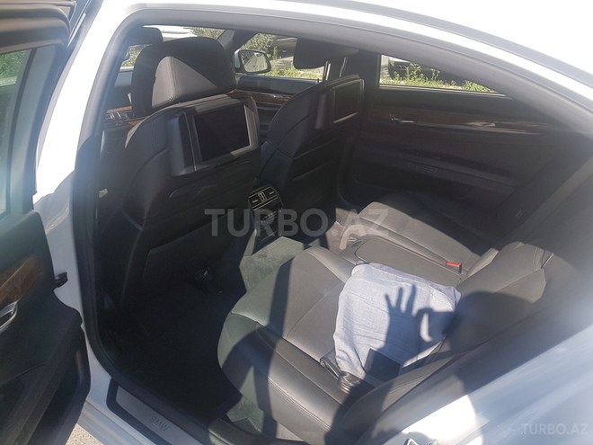 BMW 750 2009, 83,000 km - 4.4 l - Bakı