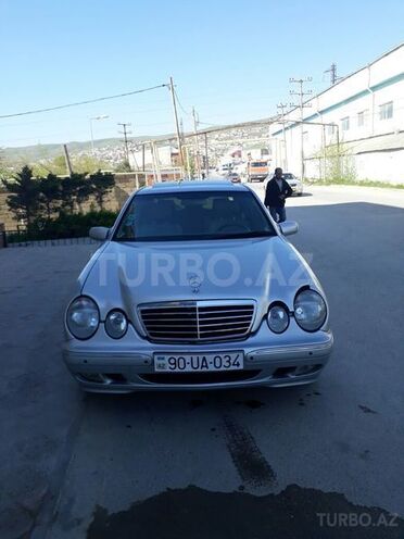 Mercedes E 240 2002, 124,000 km - 2.6 l - Bakı
