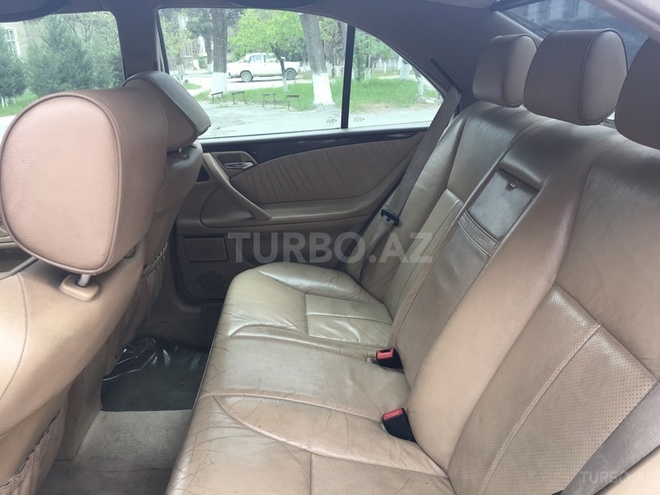 Mercedes E 280 1998, 160,000 km - 2.8 l - Sumqayıt