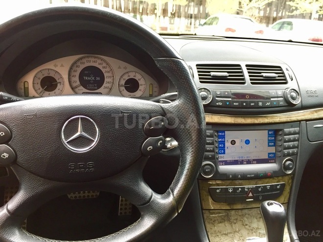 Mercedes E 350 2007, 180,000 km - 3.5 l - Bakı