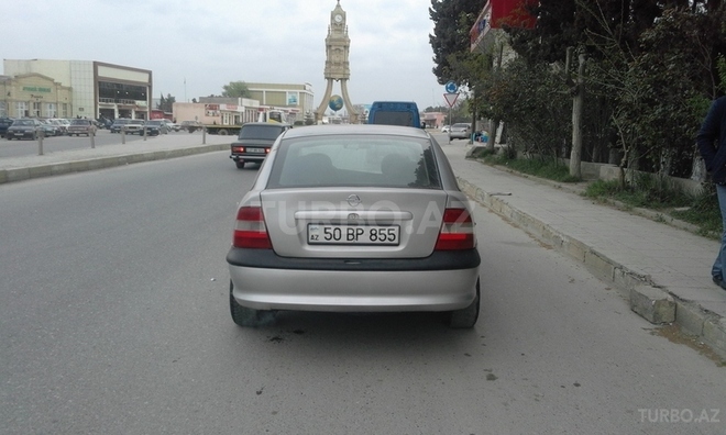 Opel Vectra 1998, 307,000 km - 2.0 l - Xaçmaz