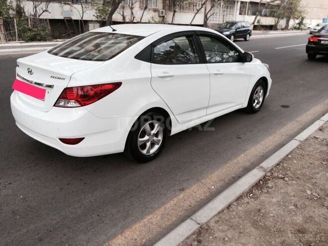 Hyundai Accent 2012, 115,000 km - 1.6 l - Bakı