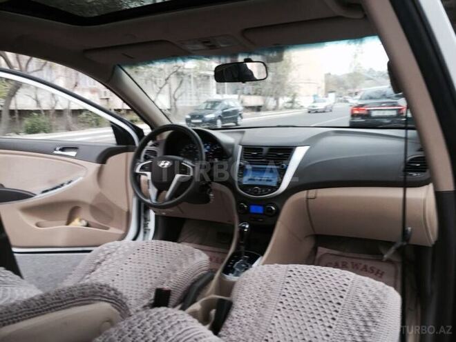 Hyundai Accent 2012, 115,000 km - 1.6 l - Bakı
