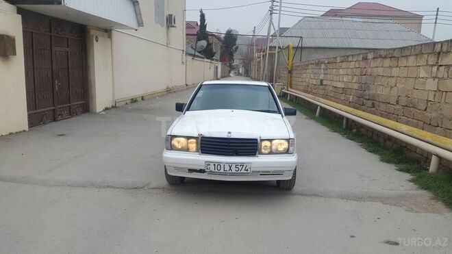 Mercedes 190 1985, 235,000 km - 2.0 l - Bakı