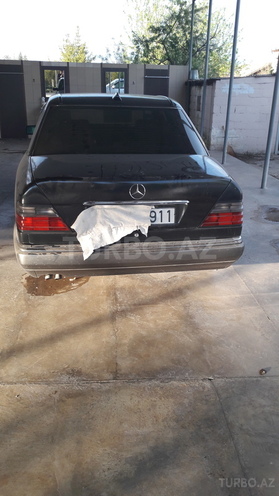 Mercedes E 300 1991, 330,000 km - 3.0 l - Sabirabad