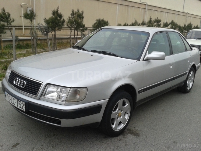 Audi  1992, 493,000 km - 2.5 l - Bakı