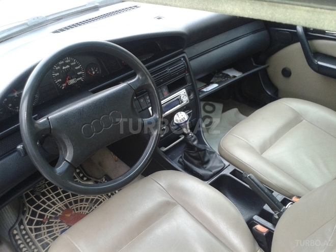 Audi  1992, 493,000 km - 2.5 l - Bakı