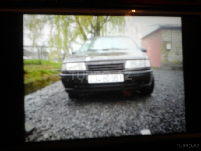 Opel Vectra 1992, 20,000 km - 1.6 l - Qax