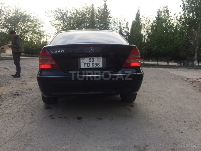 Mercedes C 240 2003, 243,000 km - 2.4 l - Şirvan