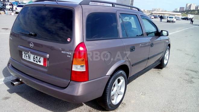 Opel Vectra 1999, 190,000 km - 1.6 л - Bakı