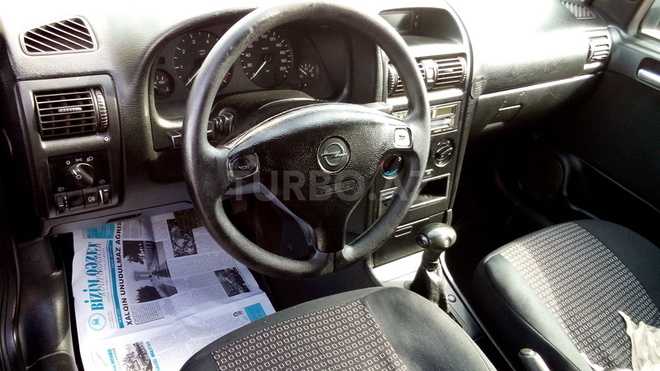 Opel Vectra 1999, 190,000 km - 1.6 л - Bakı