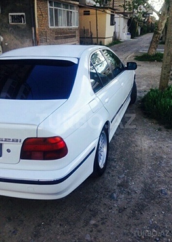 BMW 528 1996, 188,000 km - 2.8 л - Gəncə
