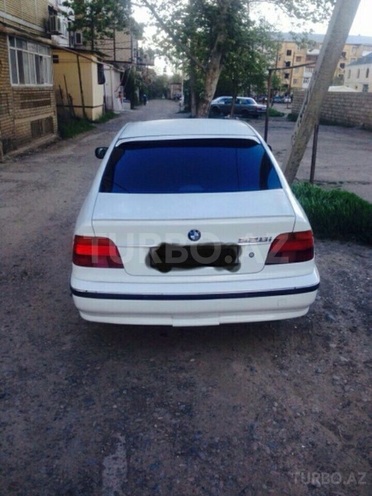 BMW 528 1996, 188,000 km - 2.8 л - Gəncə