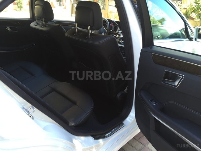 Mercedes E 200 2015, 19,300 km - 2.0 л - Bakı