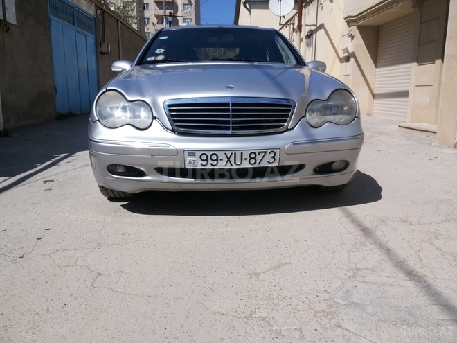 Mercedes C 200 2001, 260,000 km - 2.0 л - Bakı