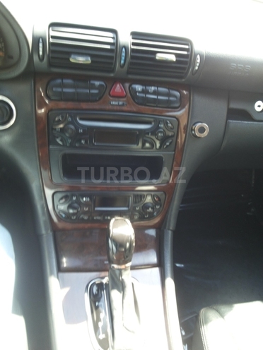 Mercedes C 200 2001, 260,000 km - 2.0 л - Bakı