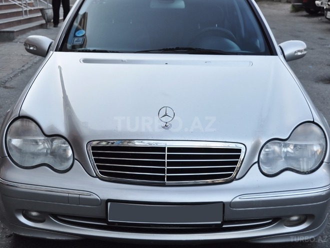 Mercedes C 240 2004, 225,000 km - 2.4 л - Bakı