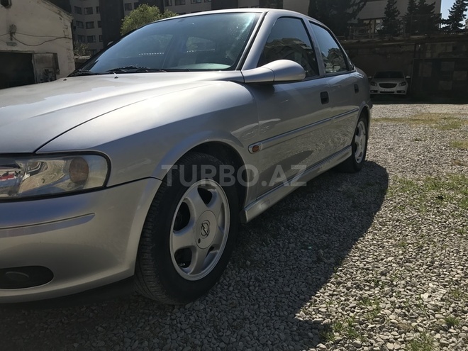 Opel Vectra 2000, 197,000 km - 1.6 l - Bakı
