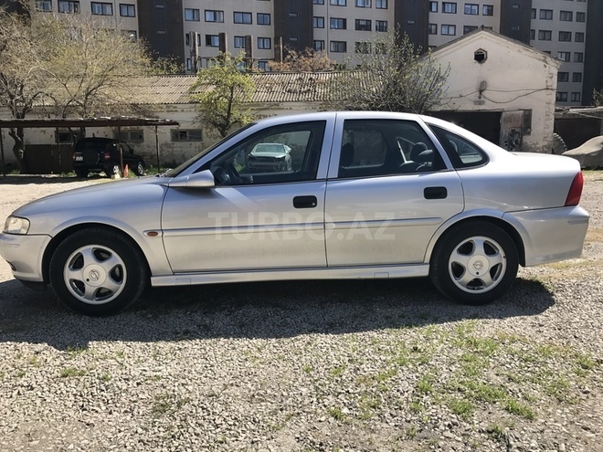 Opel Vectra 2000, 197,000 km - 1.6 l - Bakı