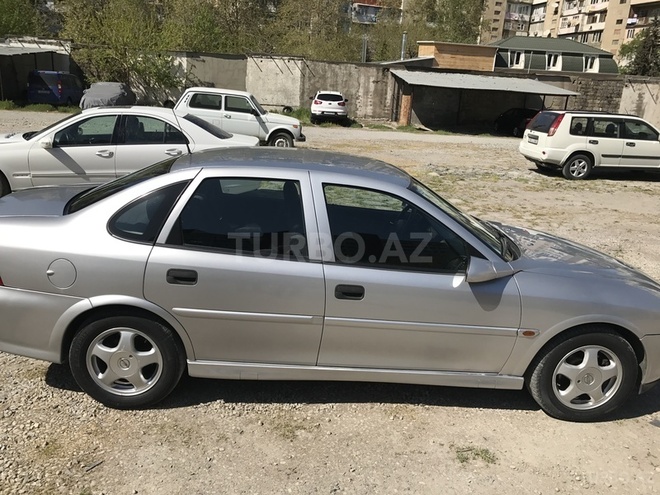 Opel Vectra 2000, 197,000 km - 1.6 l - Bakı