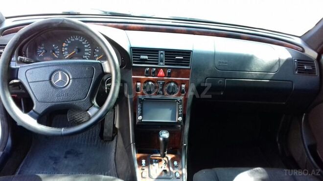 Mercedes C 180 1999, 298,000 km - 1.8 l - Bakı