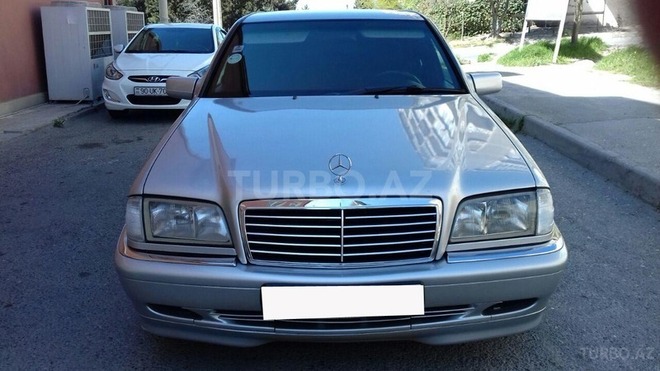 Mercedes C 180 1999, 298,000 km - 1.8 l - Bakı