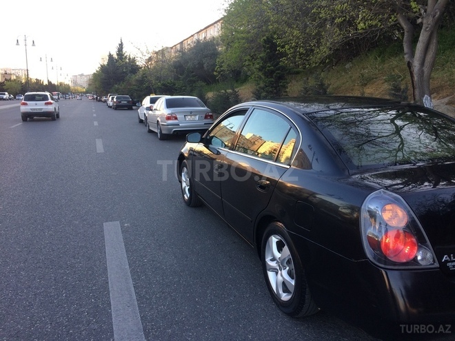 Nissan Altima 2005, 186,000 km - 2.5 л - Bakı