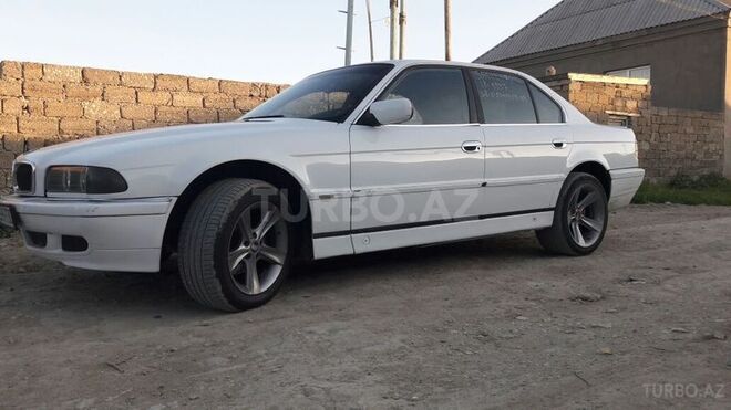BMW 728 1997, 290,000 km - 0.3 l - Bakı