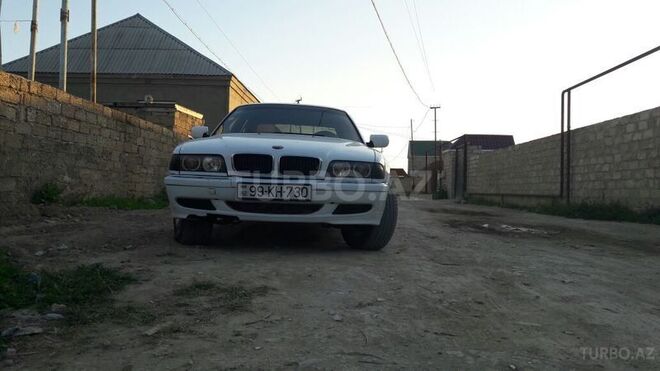BMW 728 1997, 290,000 km - 0.3 l - Bakı