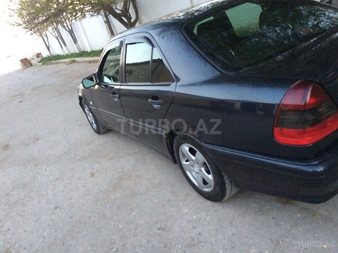 Mercedes C 240 1999, 250,000 km - 2.4 l - Bakı