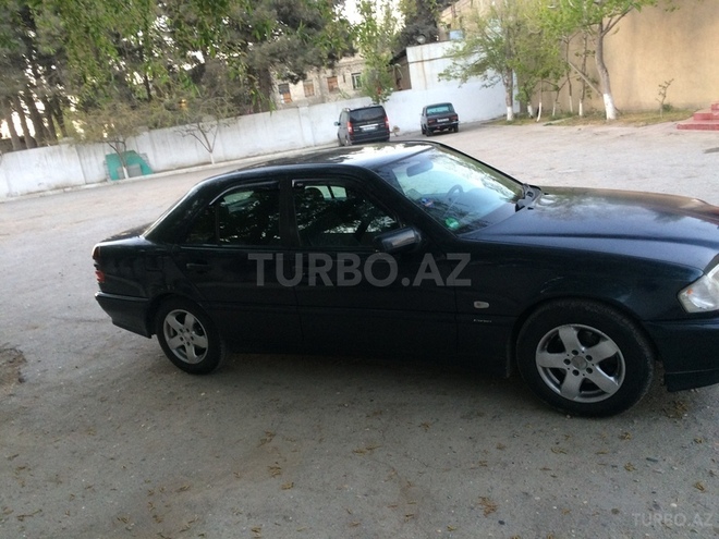 Mercedes C 240 1999, 250,000 km - 2.4 l - Bakı