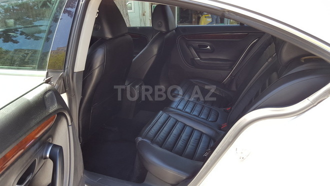Volkswagen Passat CC 2010, 136,000 km - 2.0 l - Bakı