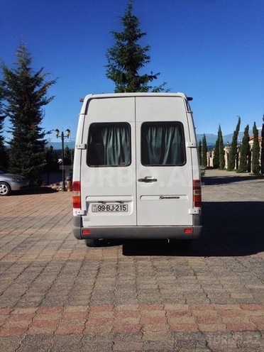 Mercedes Sprinter 208 1997, 430,057 km - 2.3 л - Qusar