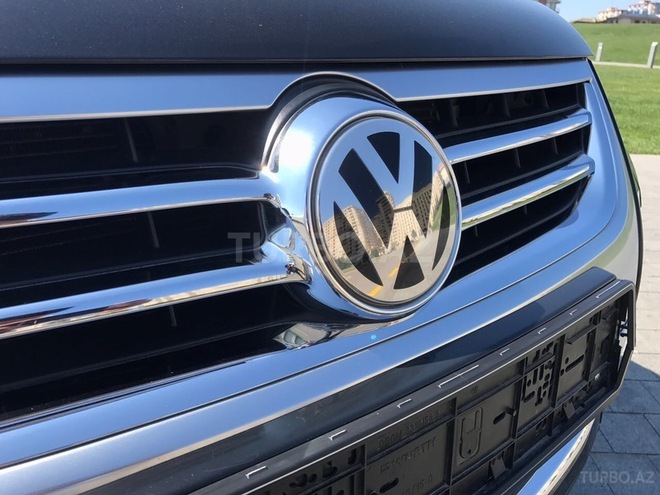 Volkswagen Touareg 2008, 101,000 km - 6.0 l - Bakı