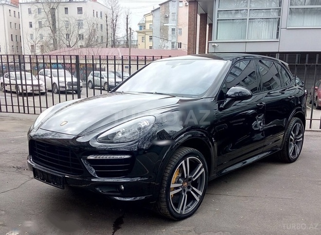 Porsche Cayenne GTS 2016, 24,000 km - 3.6 l - Sabirabad