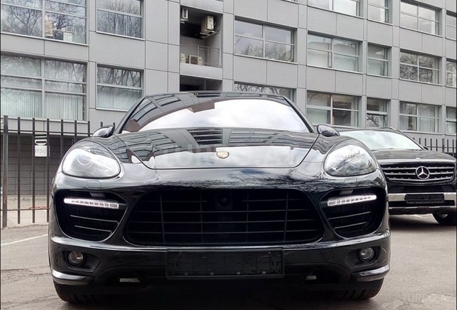 Porsche Cayenne GTS 2016, 24,000 km - 3.6 l - Sabirabad
