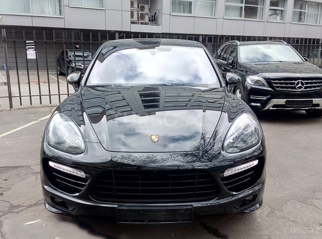 Porsche Cayenne GTS 2016, 24,000 km - 3.6 l - Sabirabad